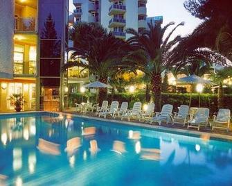 Hotel Doge - Alba Adriatica - Pool