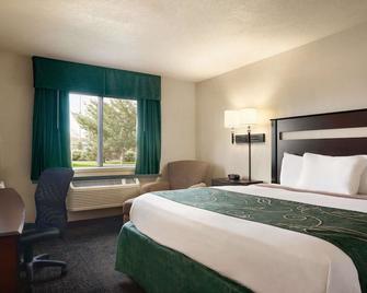 Travelodge by Wyndham Jefferson City - Jefferson City - Bedroom