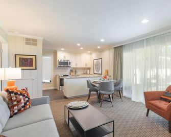 Silverado Resort Condo with Pool - Napa - Sala de estar