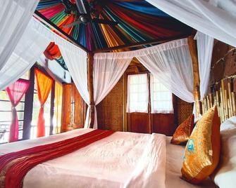 Belantara Beach Front Resort - Vengurla - Bedroom