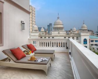 مايسون دي كاميل بوتيك هوتل - هوتشي مين سيتي - شرفة