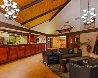 Quality Inn & Suites Black River Falls I-94 - Black River Falls - Lobby