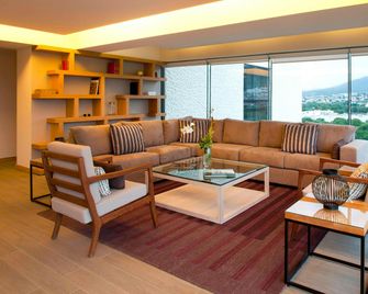 Marriott Tuxtla Gutierrez Hotel - Тустла-Ґутьєррес - Лаунж