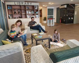 Aparthotel Adagio Access Poitiers - Poitiers - Lounge