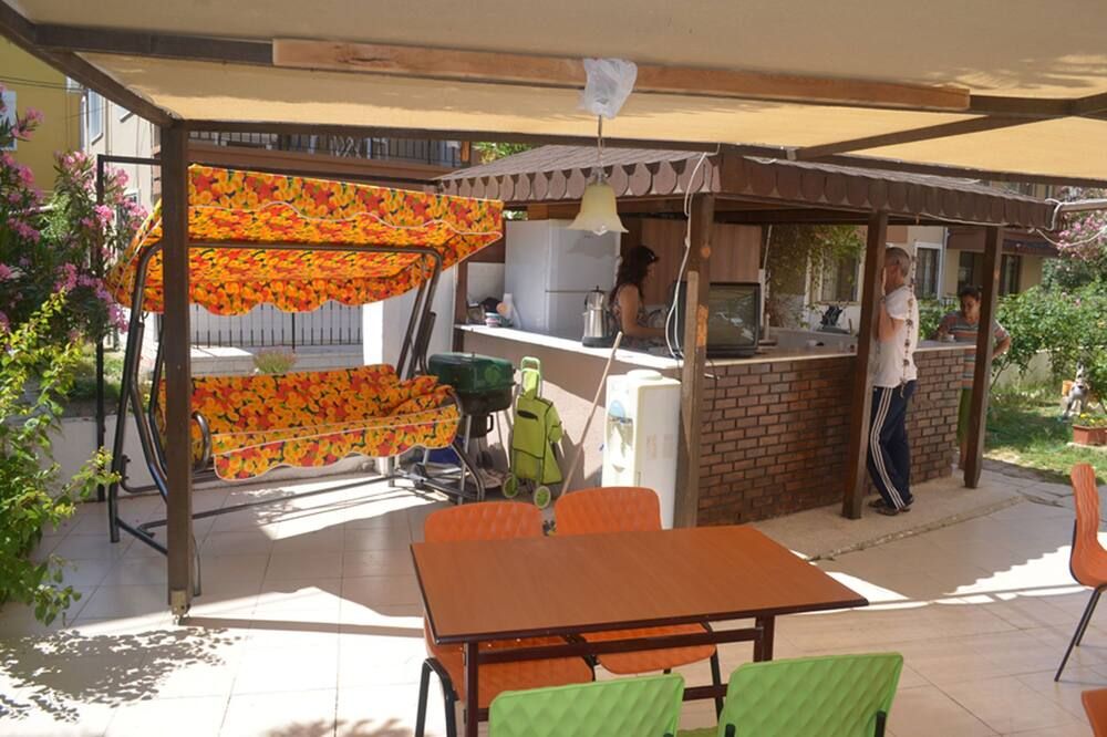 Ahmeda Apart Hotel - Sarimşakli - Patio