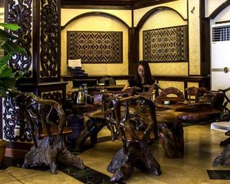 Dansavanh Vientiane Hotel - Vientiane