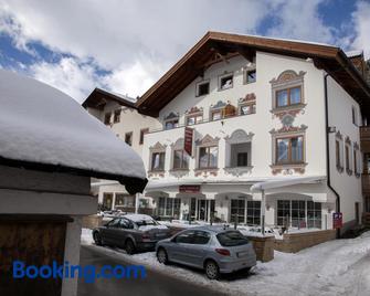 Apart Hotel Reblaus - Ladis - Gebouw