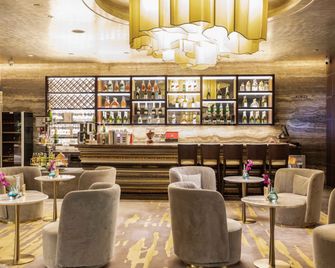 Crowne Plaza Beijing Chaoyang U-Town By IHG - Beijing - Bar