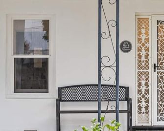 Kaleamera - 3br Parking Wifi - Warradale