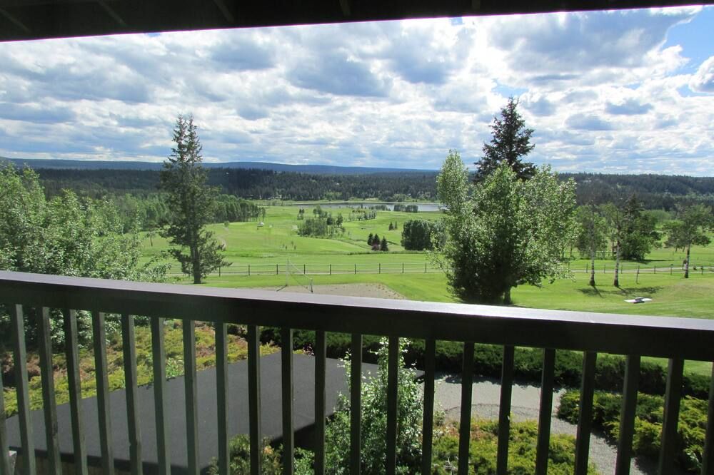 108 Golf Resort - 108 Mile Ranch - Balcon
