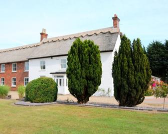 Stallingborough Grange Hotel - Grimsby - Bâtiment