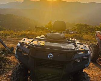 On Hotel Campos do Jordao centro capivari e Passeio Quadriciclo - Campos do Jordao - Schlafzimmer