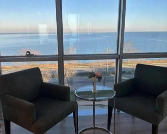 Basoglu Bulancak Hotel - Burunucu - Sala de estar