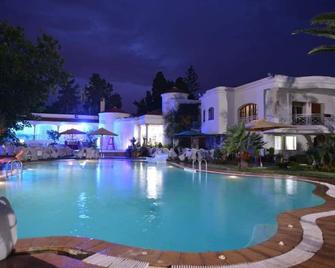 Dar Kamy - Nabeul - Piscina