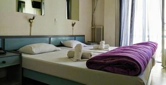 Hotel Delfini - Piraeus - Phòng ngủ