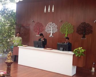 Mrugavani Resort & Spa - Hyderabad - Front desk