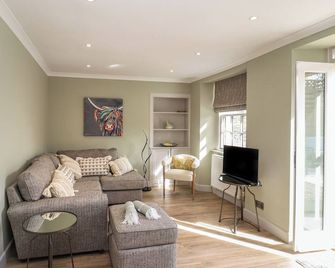 30 Northgate - Peebles - Living room