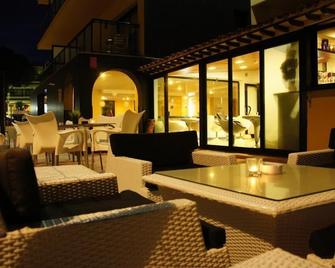 Adia Hotel Cunit Playa - Cunit - Lobby