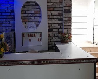 Kalepark Otel - Provincia de Bayburt - Recepción