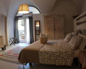 Villa Salvarezza - Noli - Habitación