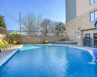 SpringHill Suites by Marriott Pigeon Forge - Pigeon Forge - Pool