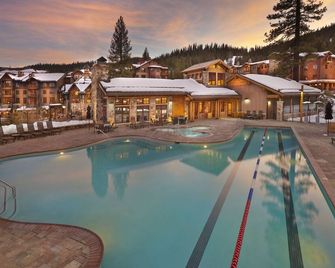 Northstar Lodge by Vacation Club Rentals - Truckee - Pool
