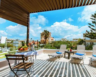 Gregory Comfort Hotel - Darátsos - Balkon