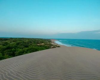 Back of Beyond Dune Camp Yala - Kirinda - Beach