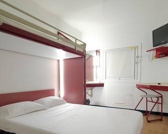 Hotel Thania - Frontignan - Bedroom