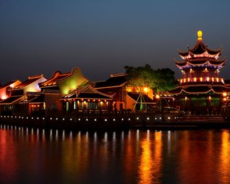 Hotel Indigo Suzhou Jinji Lake By IHG - Suzhou