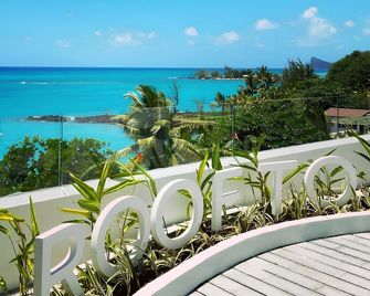 Ocean V Hotel - Pereybèré - Balkón
