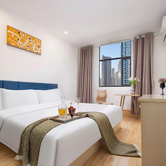 Hello Light Hotel Hankou Railway Station Flagship Store image 1