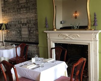 New House Country Hotel - Caerphilly - Restaurante