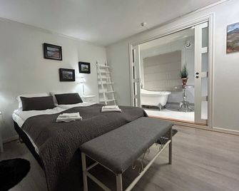 Opsahl Gjestegaard - Bodø - Makuuhuone