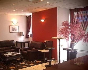 Hotel La Basilique - Épinal - Sala de estar