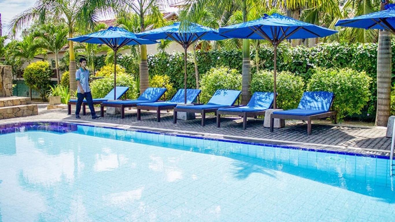St.Lachlan Hotel & Suites