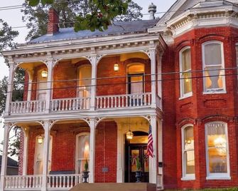 Baer House Inn - Vicksburg - Edificio