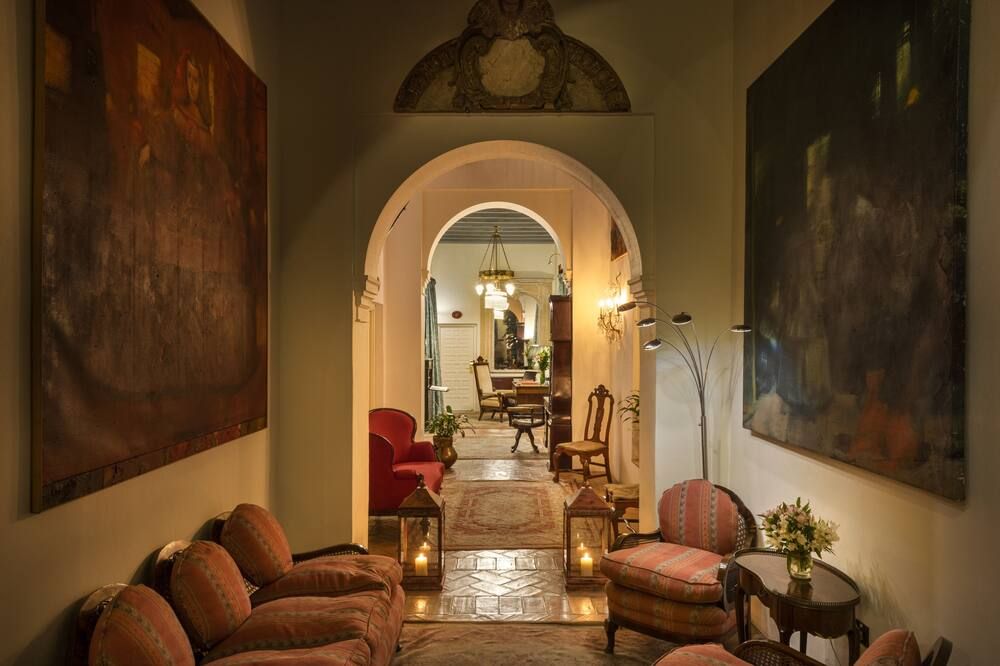 لاس كاساس دي إل أرينال