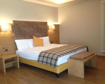 Hotel Ambassador - Levico Terme - Schlafzimmer