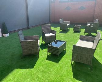 Regent Maritime Hotel - Liverpool - Innenhof