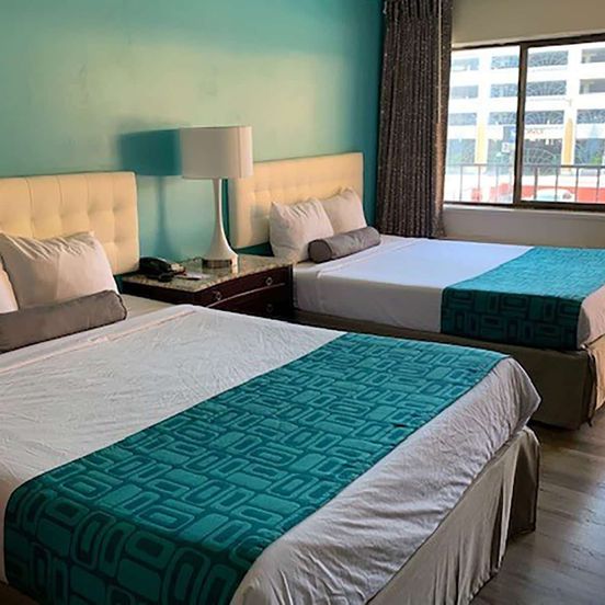 Bedroom view of Howard Johnson by Wyndham Reno Downtown