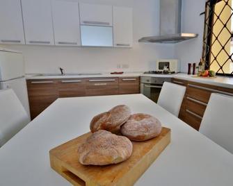 City Living Suite Tk 1 Rm 5 - St. Julian's - Kuchyň