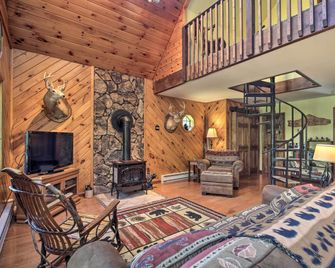 Lake Placid Chalet: Deck & Forest Views! - Lake Placid