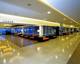 Hotel Delfin Plava Laguna - פורץ' - לובי