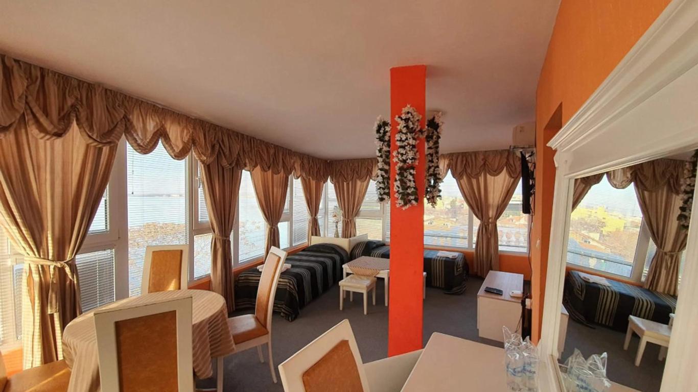 Family Hotel Paros