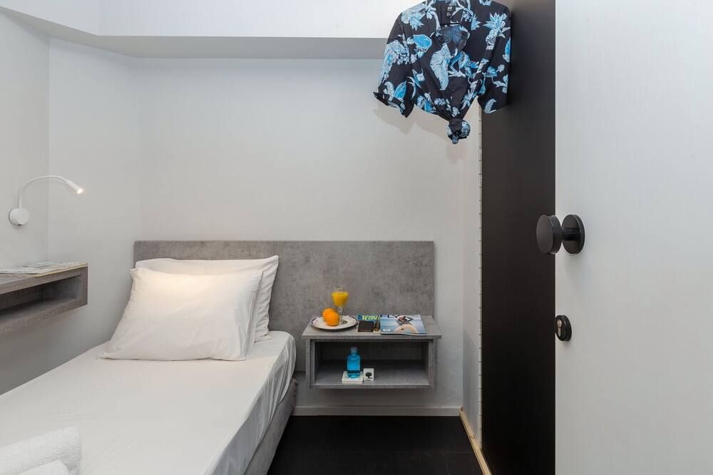Loc Hospitality Urban Den - Corfu - Bedroom