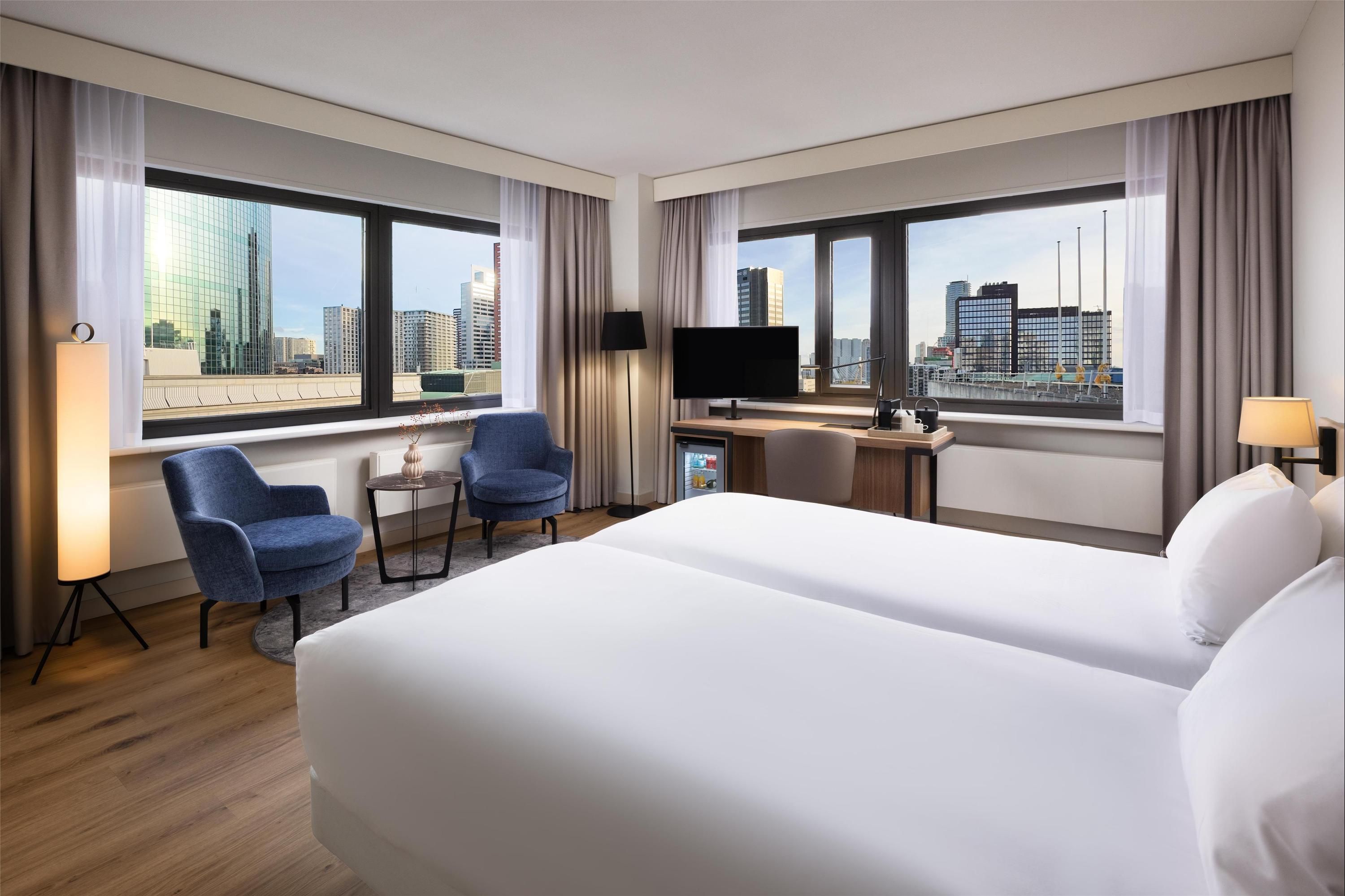 NH Atlanta Rotterdam thumbnail 3