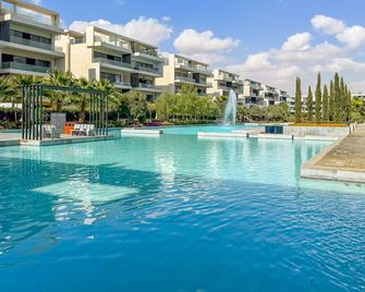 Prime Select Lake View - New Cairo - Pool