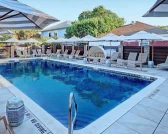 Seconds To The Sea - Tybee Island - Piscina