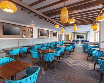 Holiday Inn Express & Suites Orlando At Seaworld By IHG - אורלנדו - מסעדה